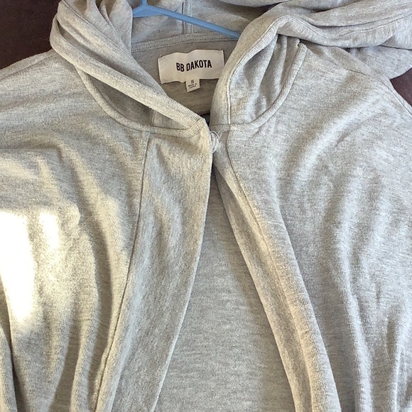 Hoodie sweatshirt hoodie jacket. Never worn - Picture 4 of 6